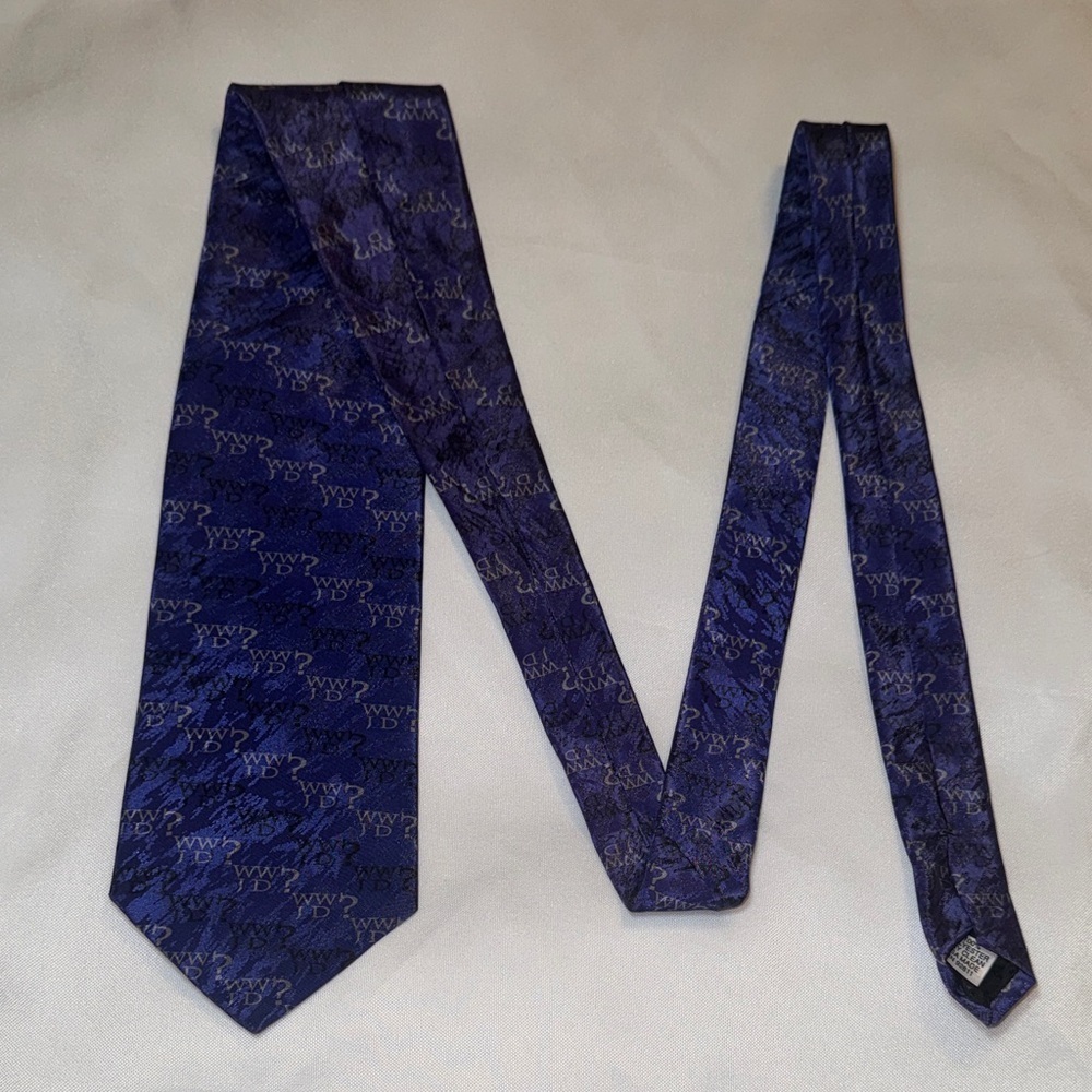 What Would Jesus Do Patterned Tie - Picture 7 of 12